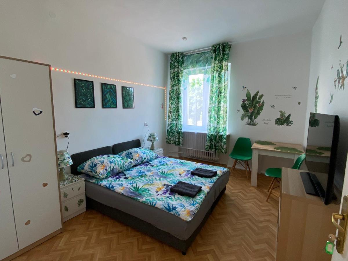 Jungle Rooms グダニスク エクステリア 写真